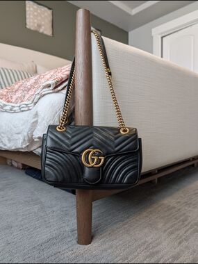 Gucci Marmont Matelassé Shoulder Bag